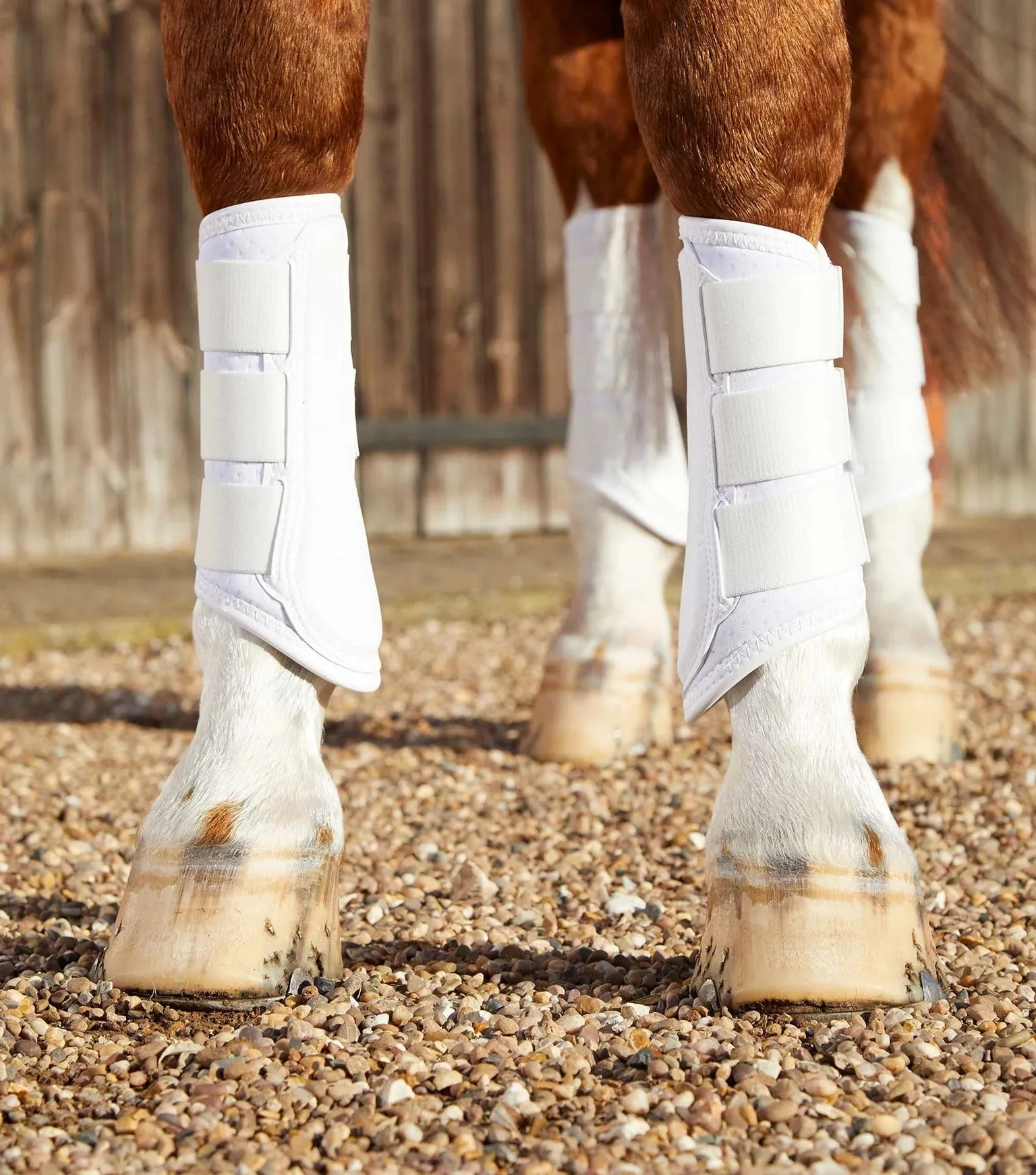 Carbon Air-Tech Single Locking Brushing Boots