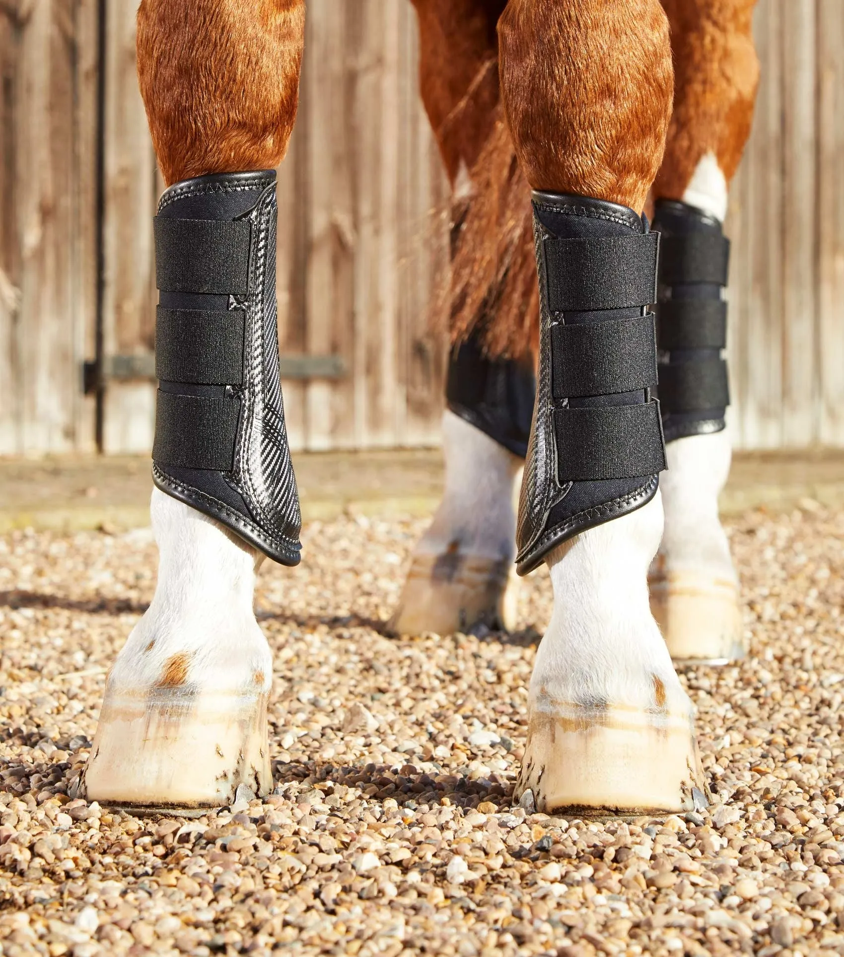 Carbon Air-Tech Single Locking Brushing Boots