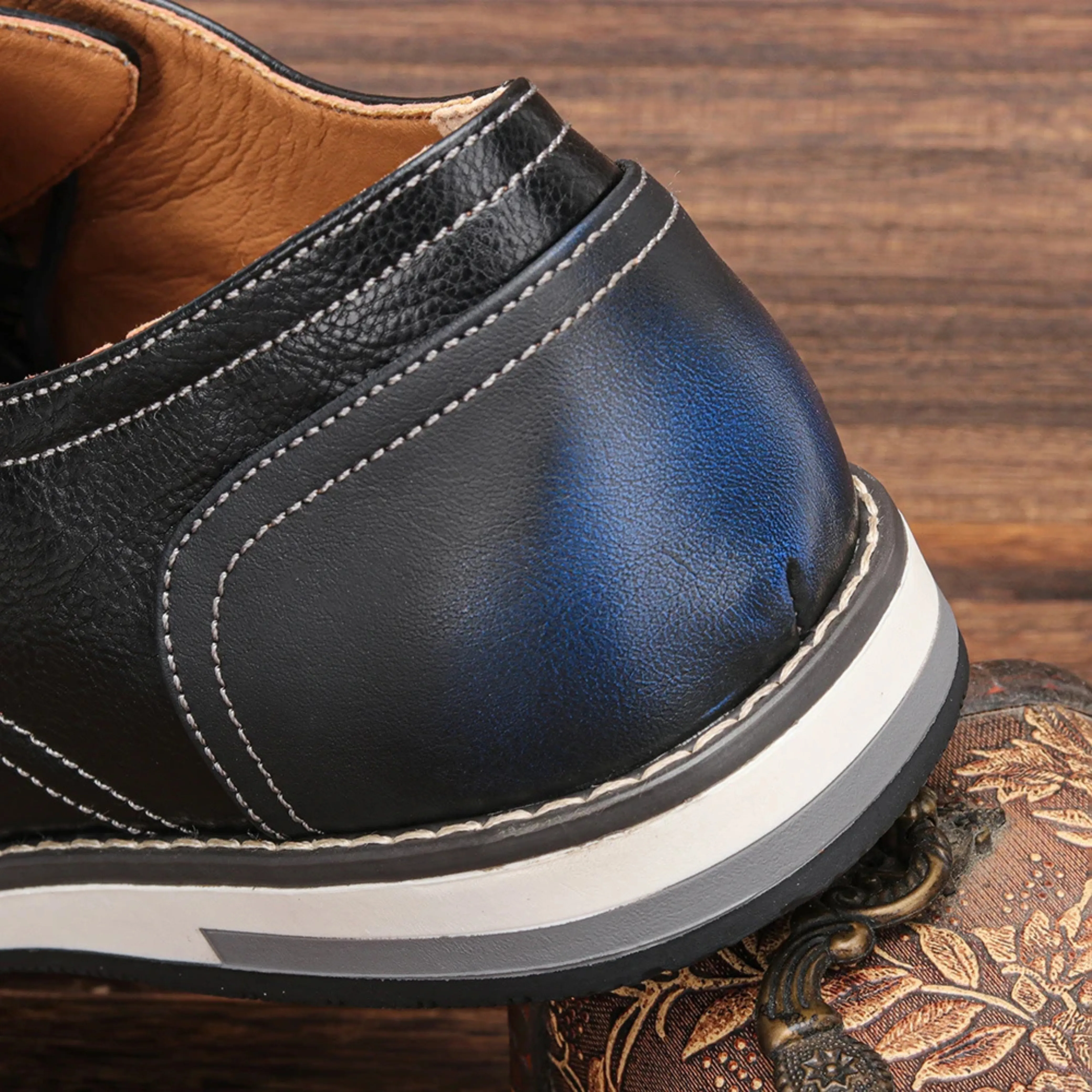 Men's Anti-slip Vegan Leather Shoes with Contrast Stitching | Eco-Friendly Materials for All Seasons