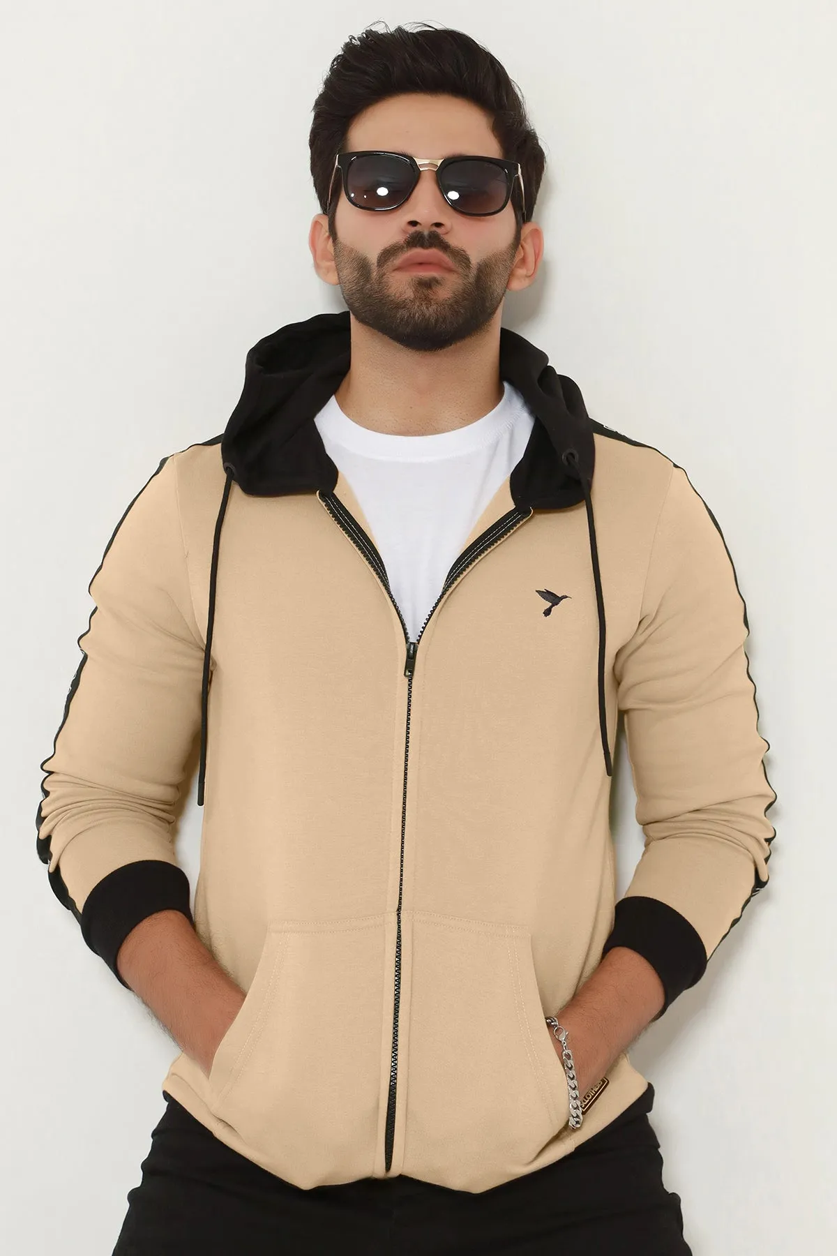 Nomad Contrast Panelled Zipper Hoodie - W23 - MH0060R